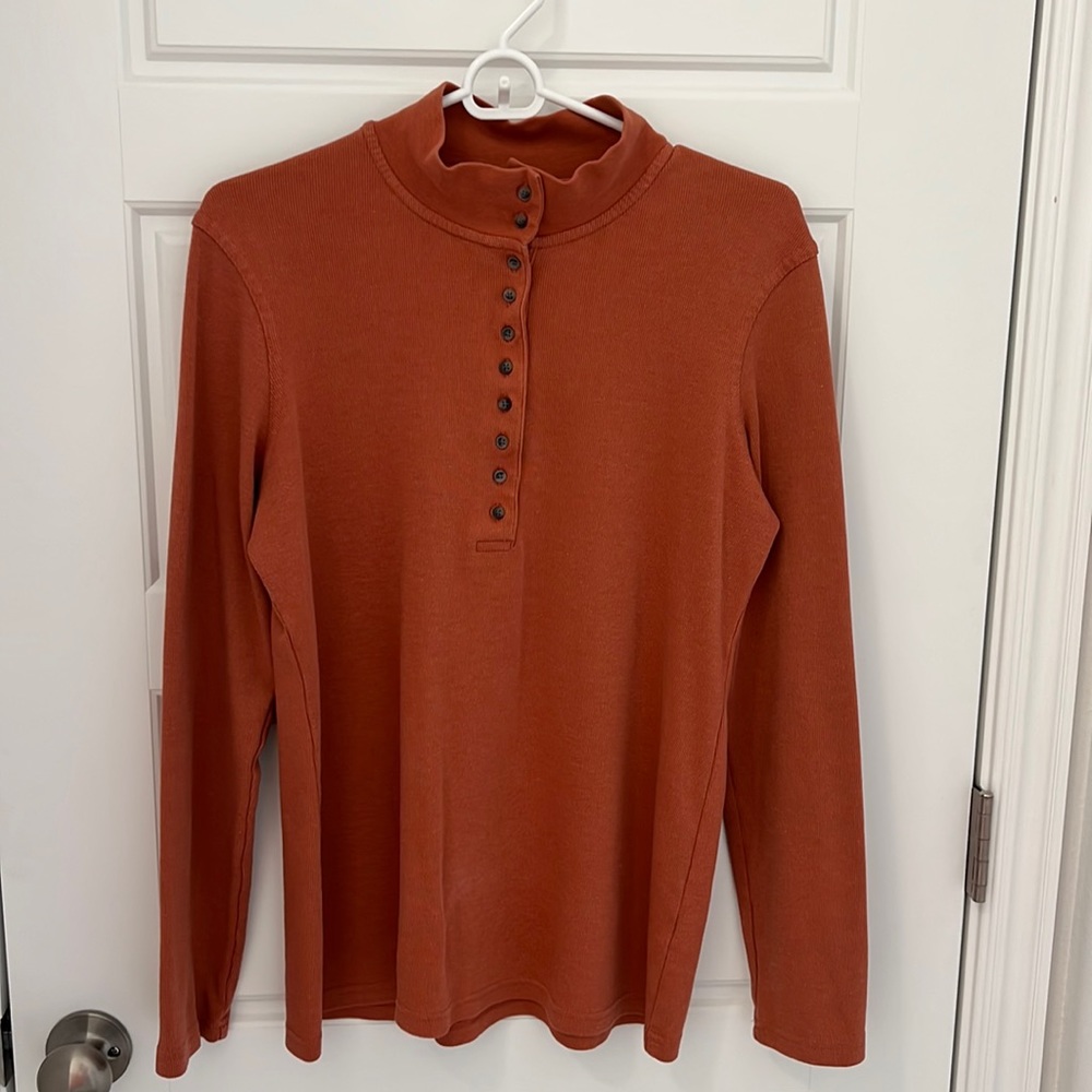 Mock neck pullover top size medium